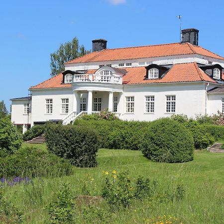 Liljeholmen Herrgard Hostel Rimforsa Exterior foto