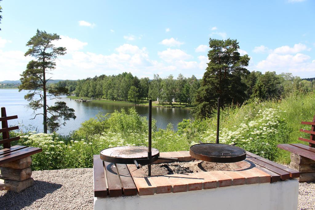 Liljeholmen Herrgard Hostel Rimforsa Exterior foto